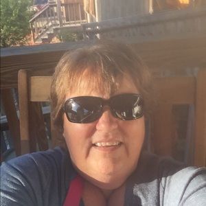 Meet your Posher, Rosanne